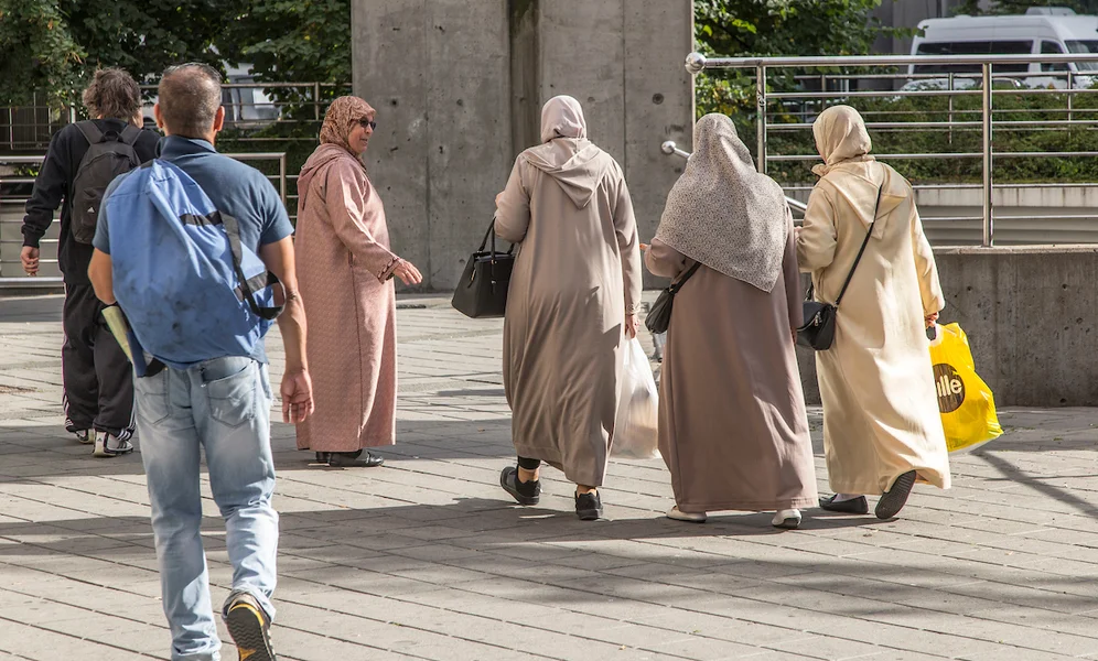 <small><em>Gatebilde ikke langt fra Oslo S. Foto: Bente Haarstad.</em></small>