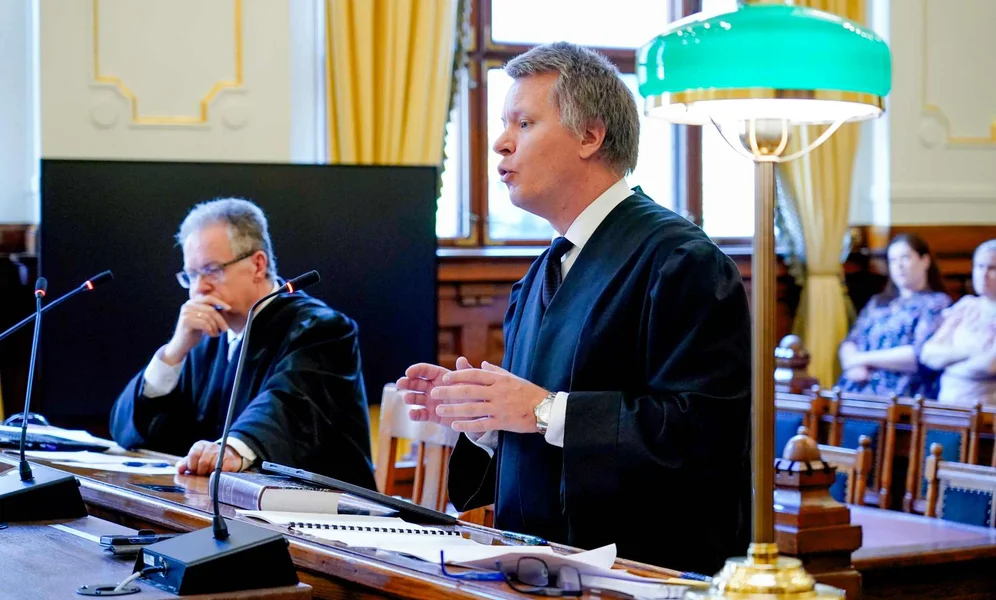 Studinens advokat Magnus Stray Vyrje (t.v.) og statsadvokatens representant, advokat Erlend Baldersheim i Høyesterett under den såkalte «fusk-saken». (Foto: Gorm Kallestad/NTB.)