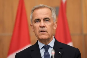 Canadas statsminister Mark Carney snakker med pressen under en pressekonferanse i Ottawa onsdag. Foto: Adrian Wyld, The Canadian Press / AP / NTB